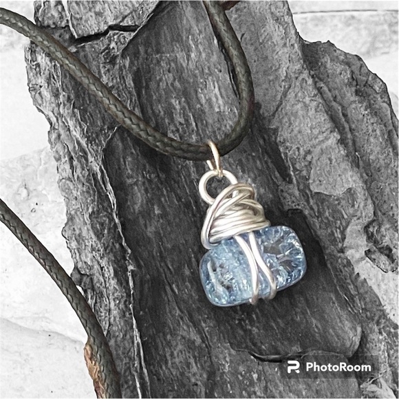 5 For $25💫Blue Crackled Quartz Bead Pendant Necklace - Picture 4 of 6